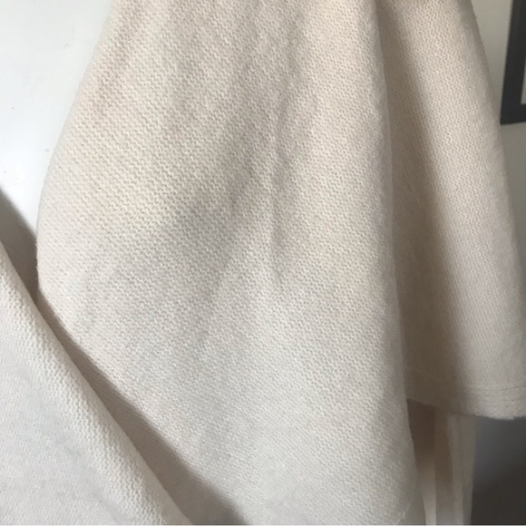 NEW ! Flawless Sweater/Shrug - size M/L - Picture 3 of 8